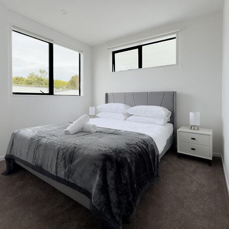 Villa Modern 3-Bds Townhouse In South Auckland Esterno foto